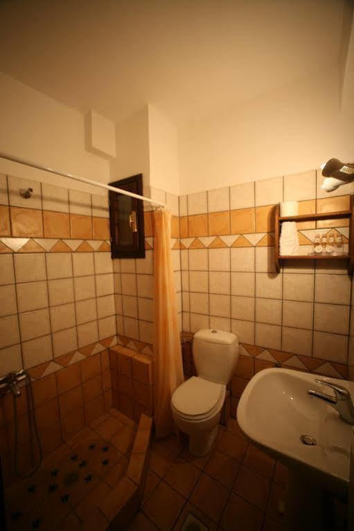 Fretzato Apart otel Eláti Dış mekan fotoğraf